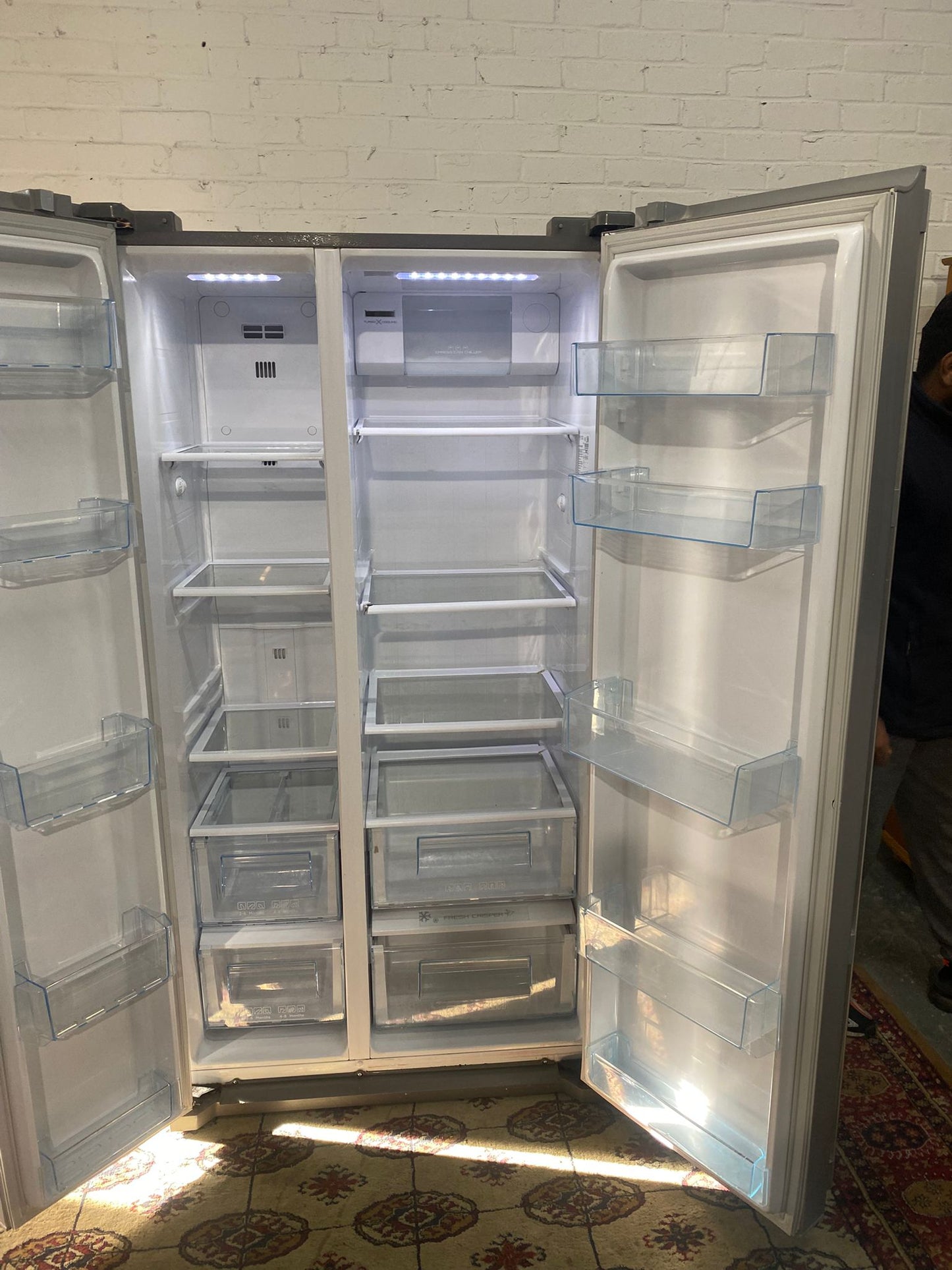 🚚Daewoo A+ Energy Grey American Double Door Non Plumb Fridge Freezer for sale