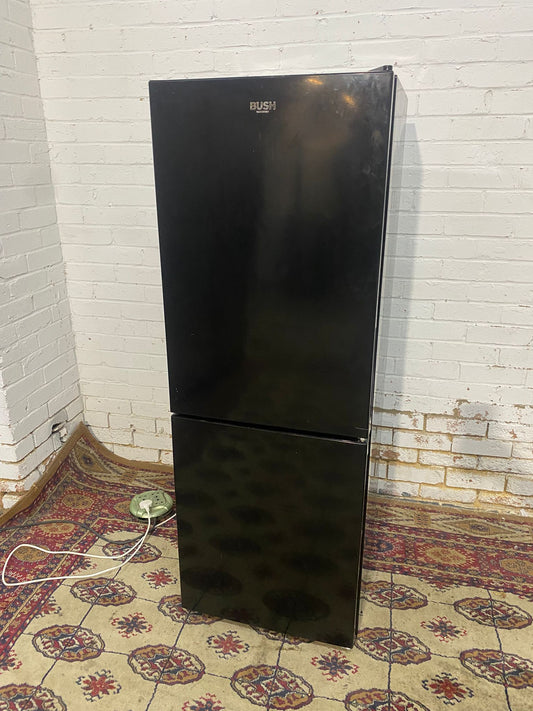 Busy Black Frost-Free Fridge Freezer  Excellent Condition