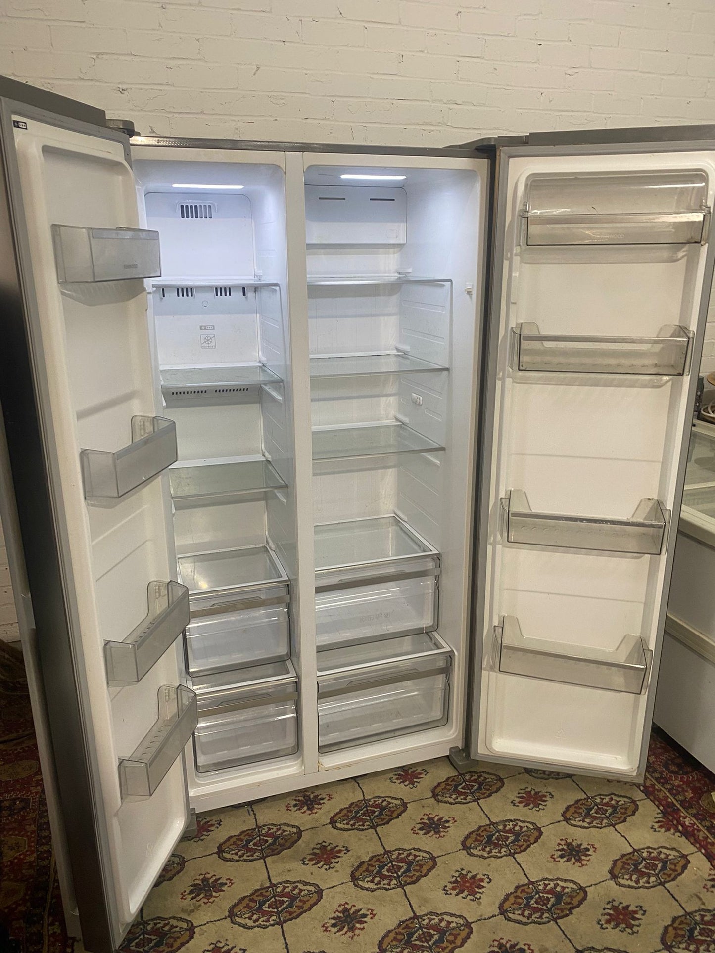 🚐Kenwood Grey Latest Model Double Door American Non Plumb Fridge Freezer For Sale