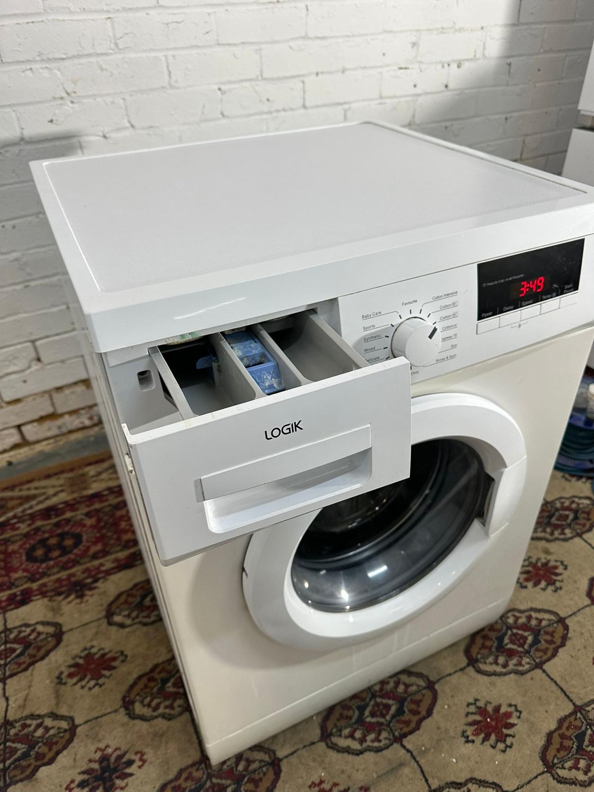 TopBrand Logik 8KG Washing Machine  For Sale