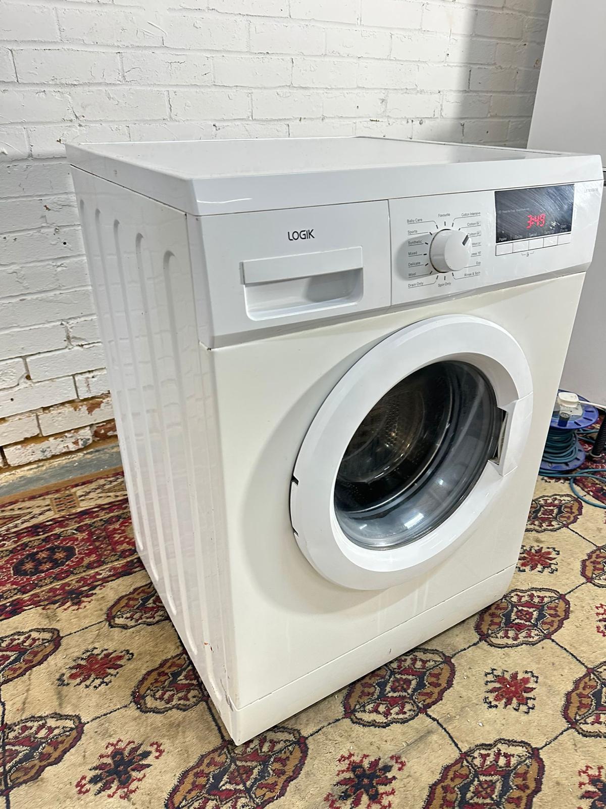TopBrand Logik 8KG Washing Machine  For Sale