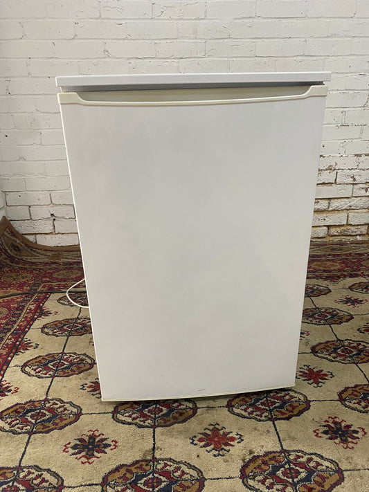Currys Under-Counter Frost-Free Freezer Works Great