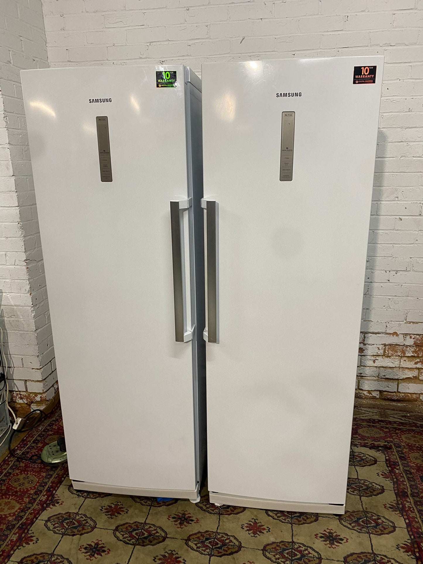 🚚Beautiful TopBrand Samsung Standing Fridge Freezer Pair For Sale
