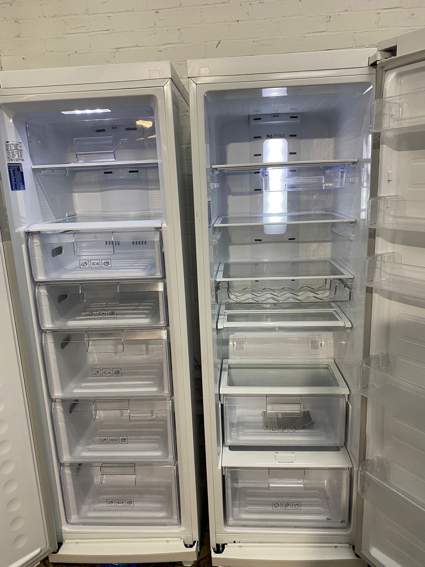 🚚Beautiful TopBrand Samsung Standing Fridge Freezer Pair For Sale