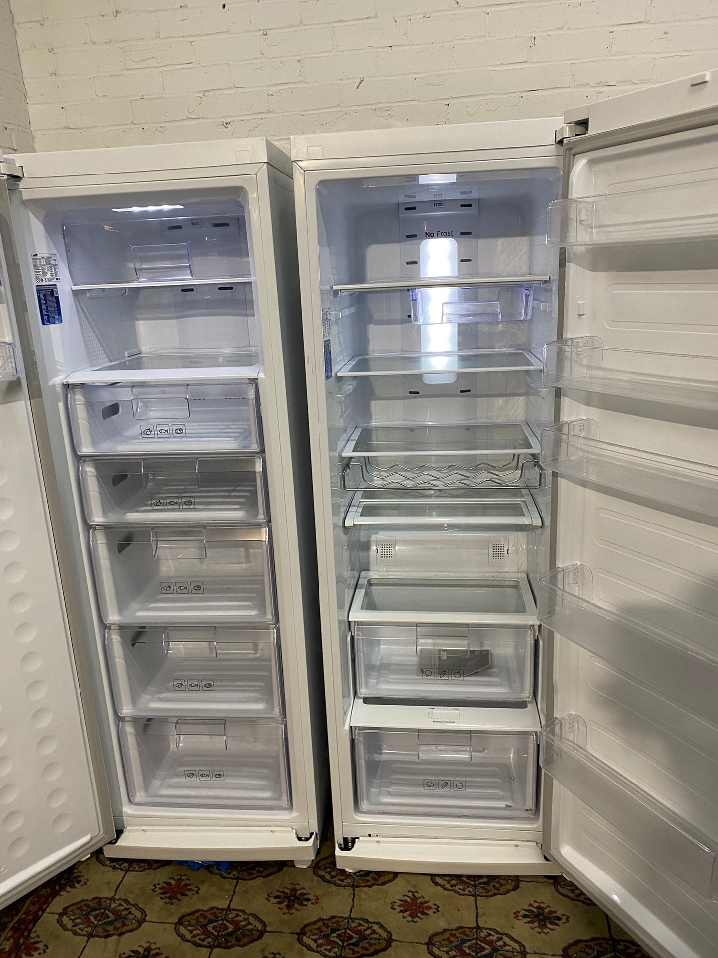 🚚Beautiful TopBrand Samsung Standing Fridge Freezer Pair For Sale