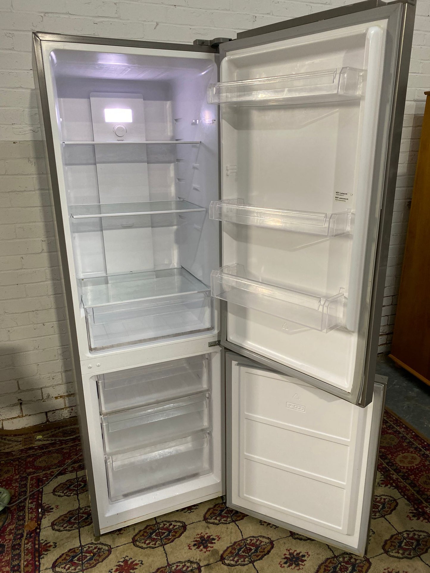 🚚Tall Bush Metallic Grey/Silver Frost Free Fridge Freezer For Sale