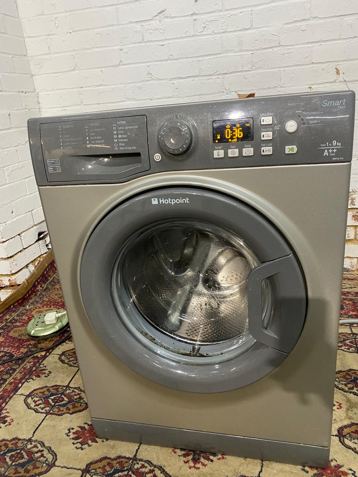🚚Beautiful Hotpoint Grey 9KG Washing Machine For Sale