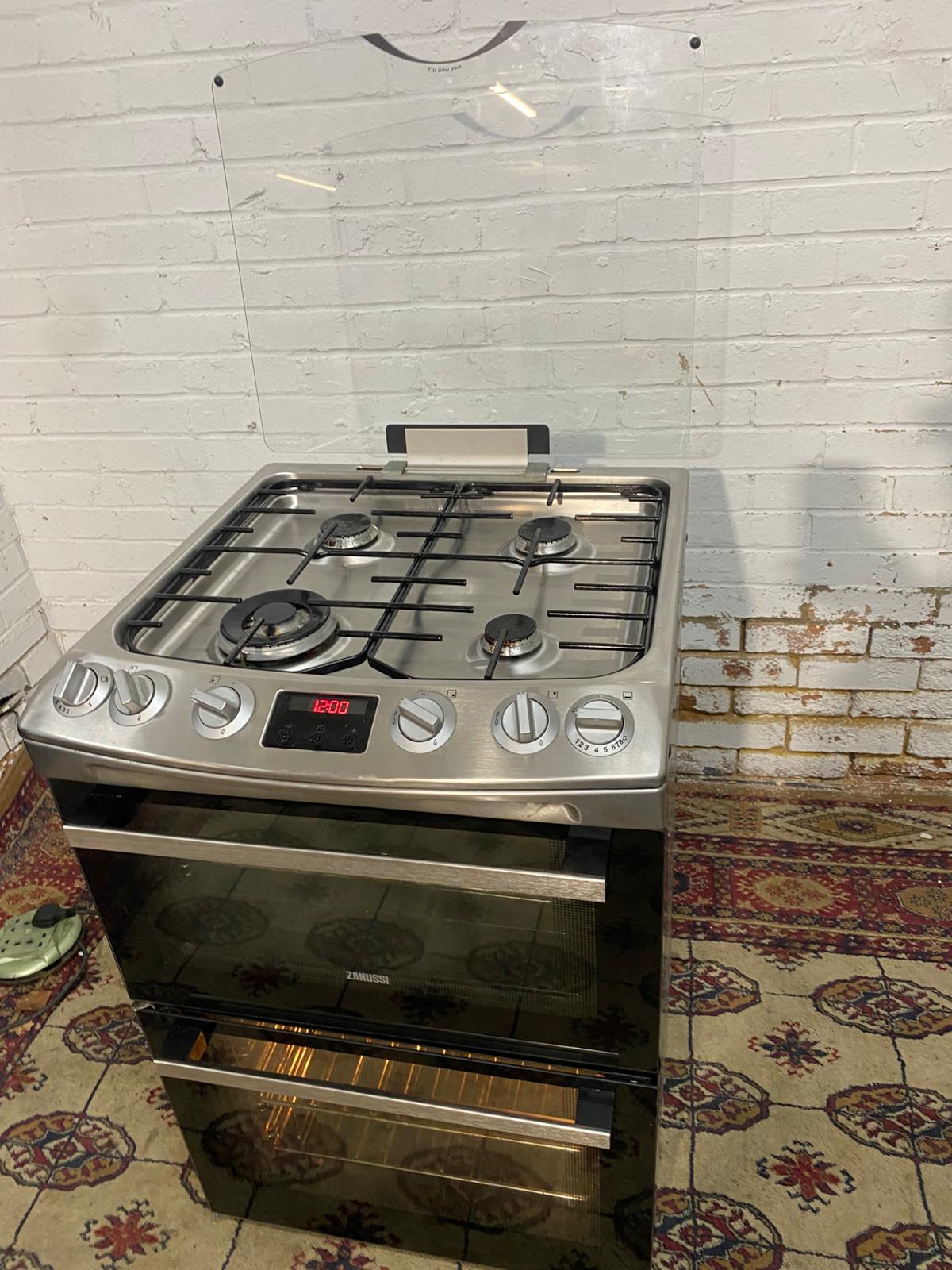 🚚Beautiful Zanussi 60CM Stainless Steel Gas Cooker With Oven/Grill For Sale