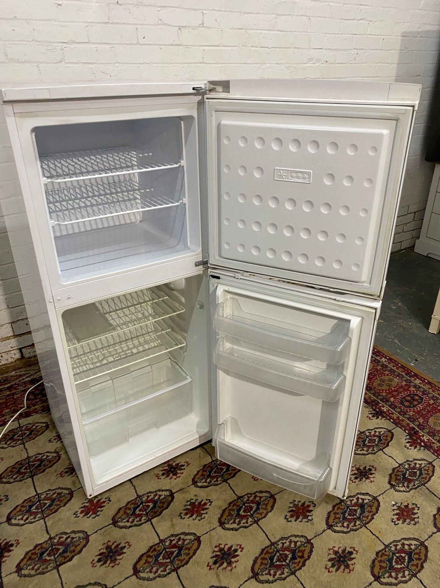 🚚Beko Fridge & Freezer On Top  For Sale
