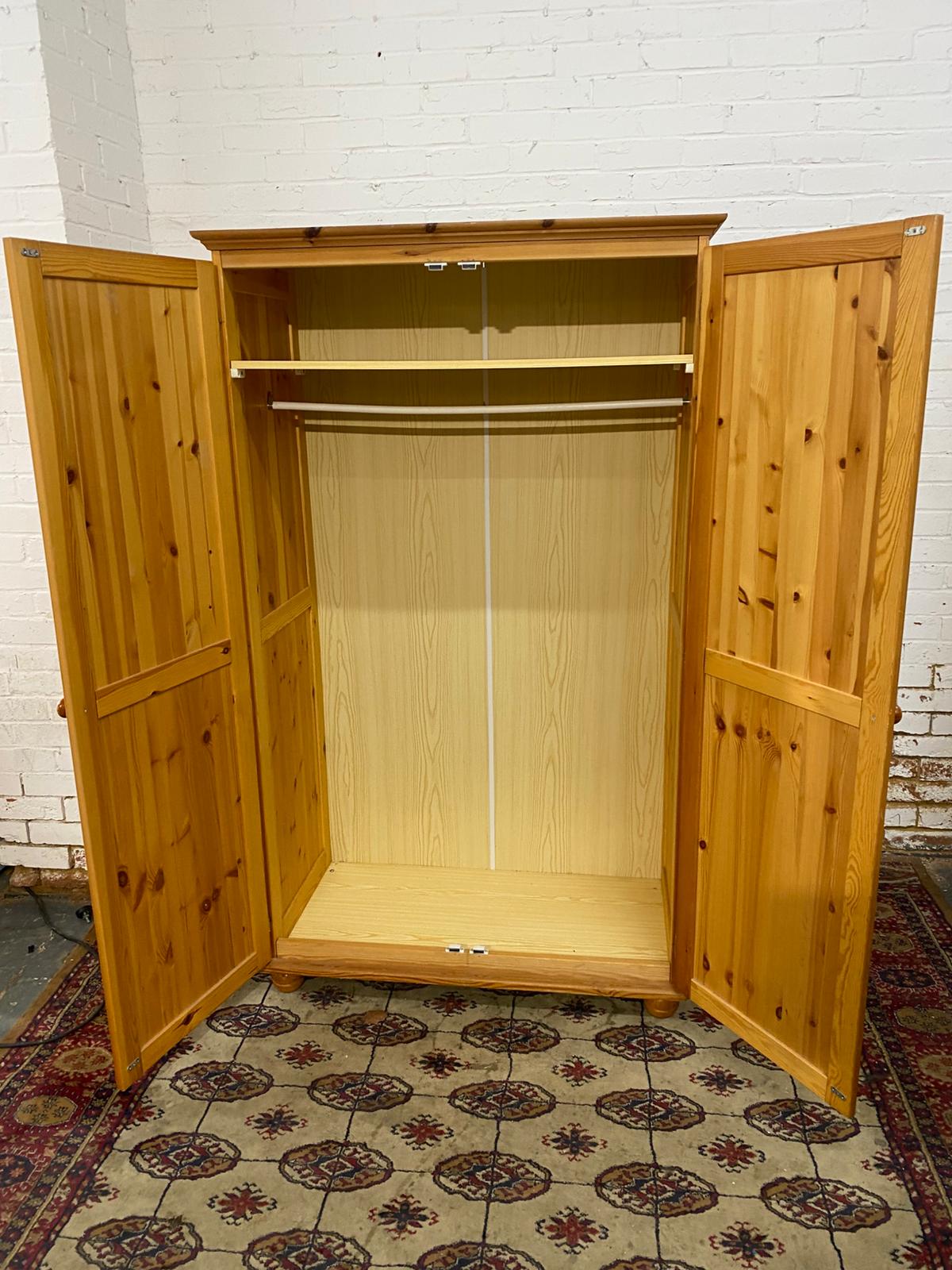🚚Beautiful Assembled Two Doors Pine Wardrobe For Sale