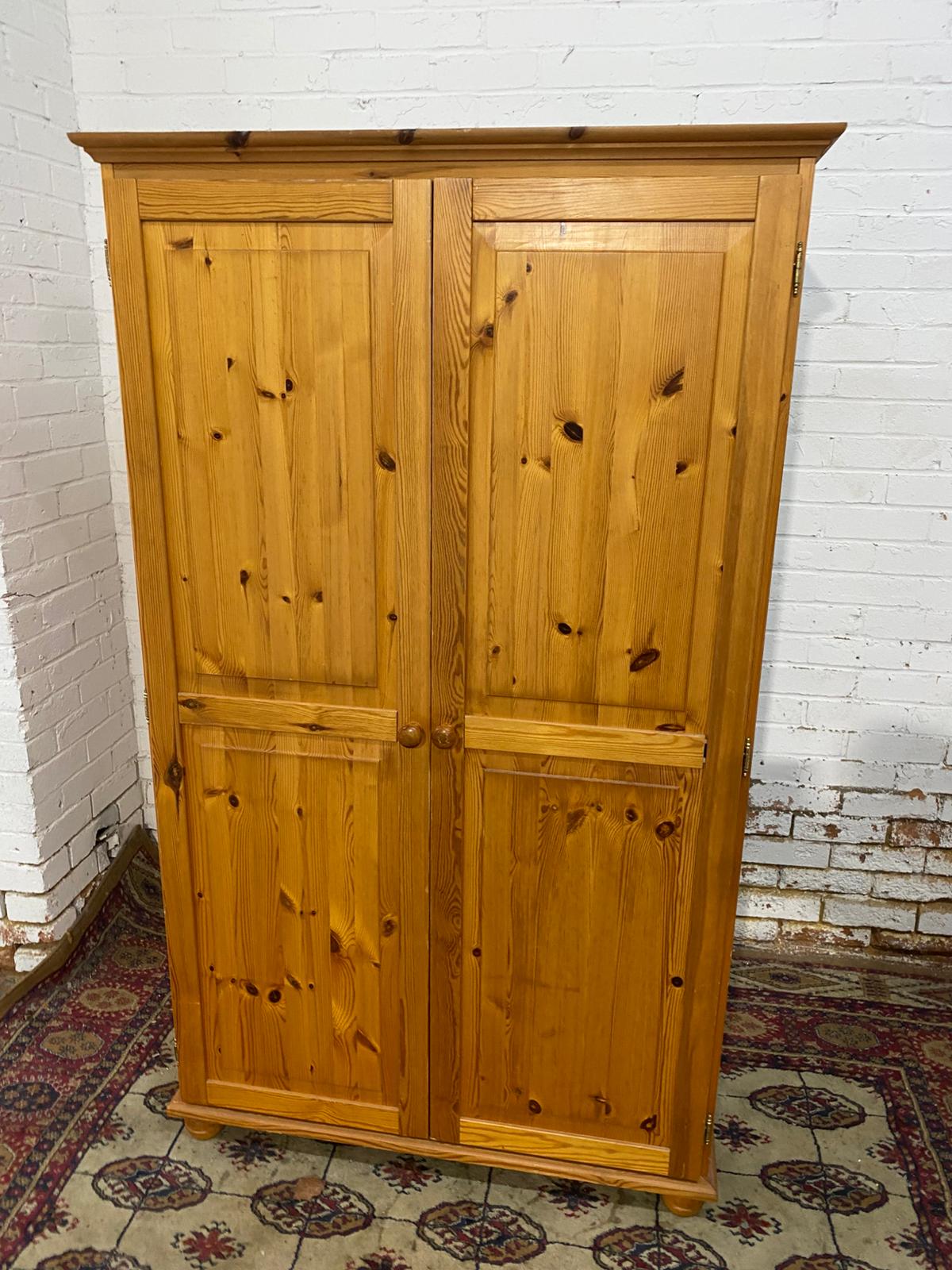 🚚Beautiful Assembled Two Doors Pine Wardrobe For Sale