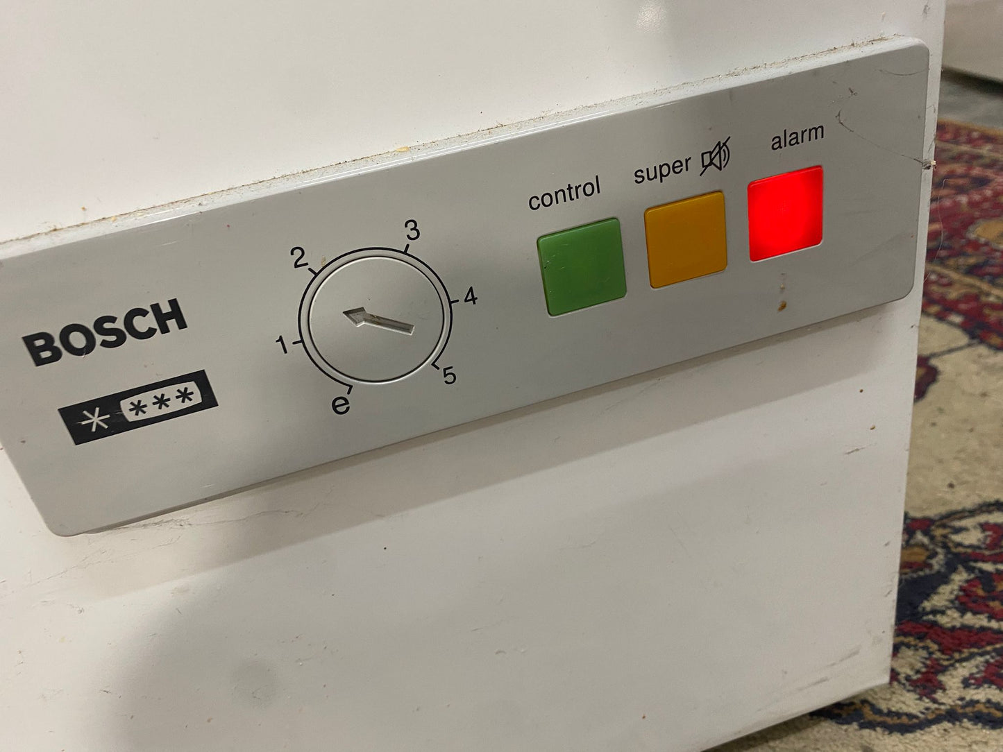 Bosch Chest Freezer – Frost Free Technology Free Delivery London