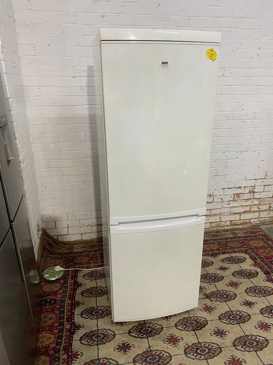 Zanussi Frost Free Fridge Freezer