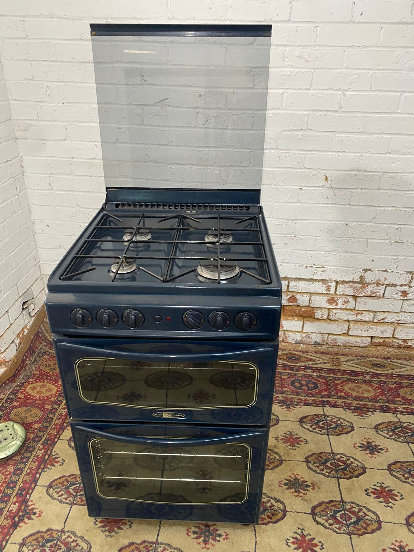 🚐🚐🚐Stoves 55 CM Antique Classic Model Gas Cooker With Dual Oven/Grill For Sale