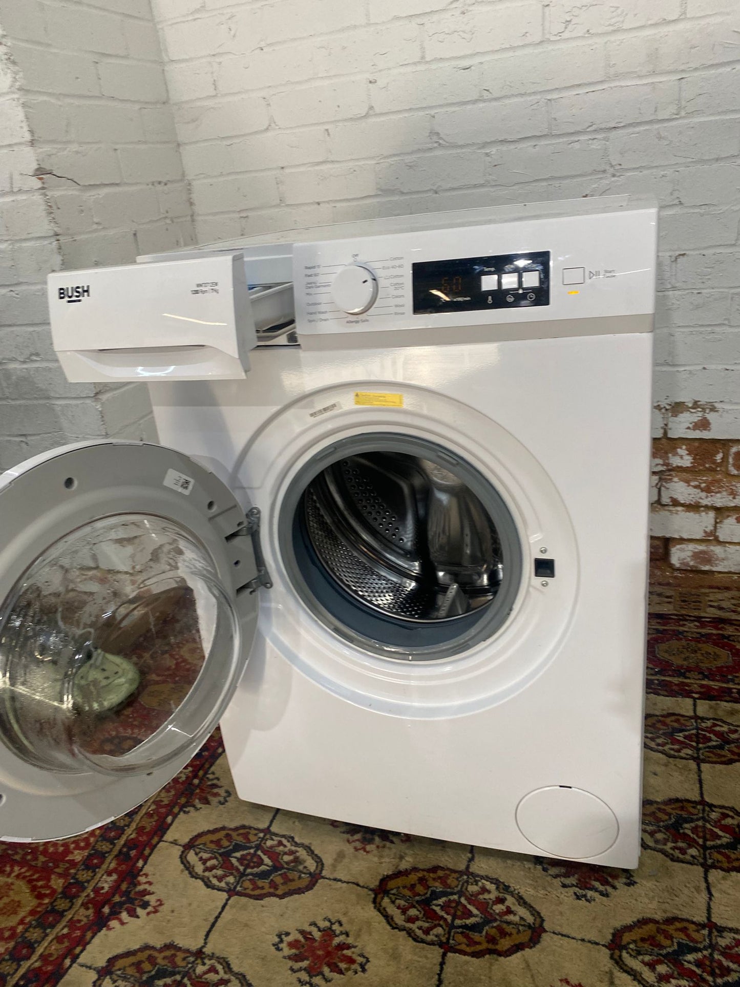 🚚Beautiful Bush 7KG Washing Machine For Sale