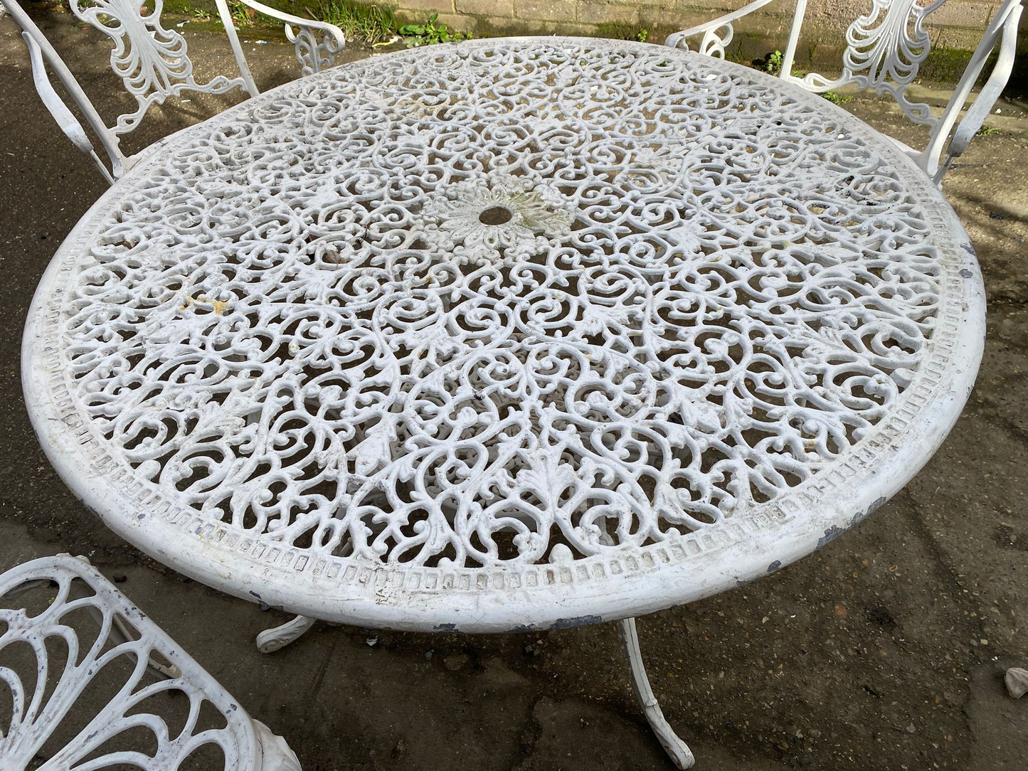 ✅🚐🚐Beautiful Garden Set Patio Large Round Table With 4 Chairs