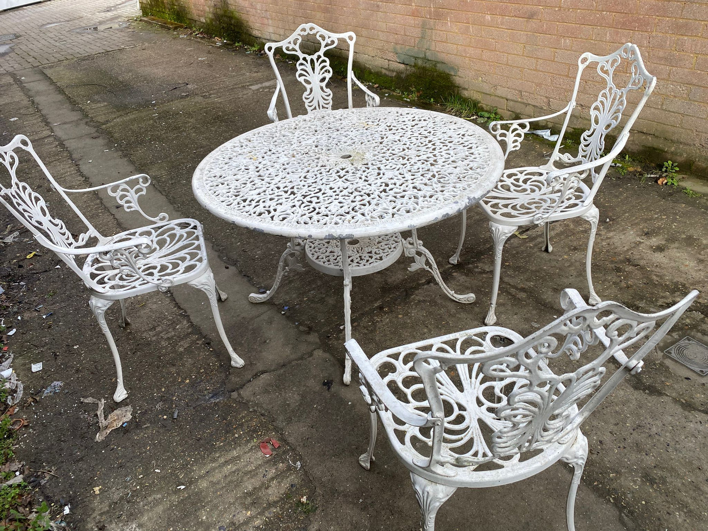 ✅🚐🚐Beautiful Garden Set Patio Large Round Table With 4 Chairs