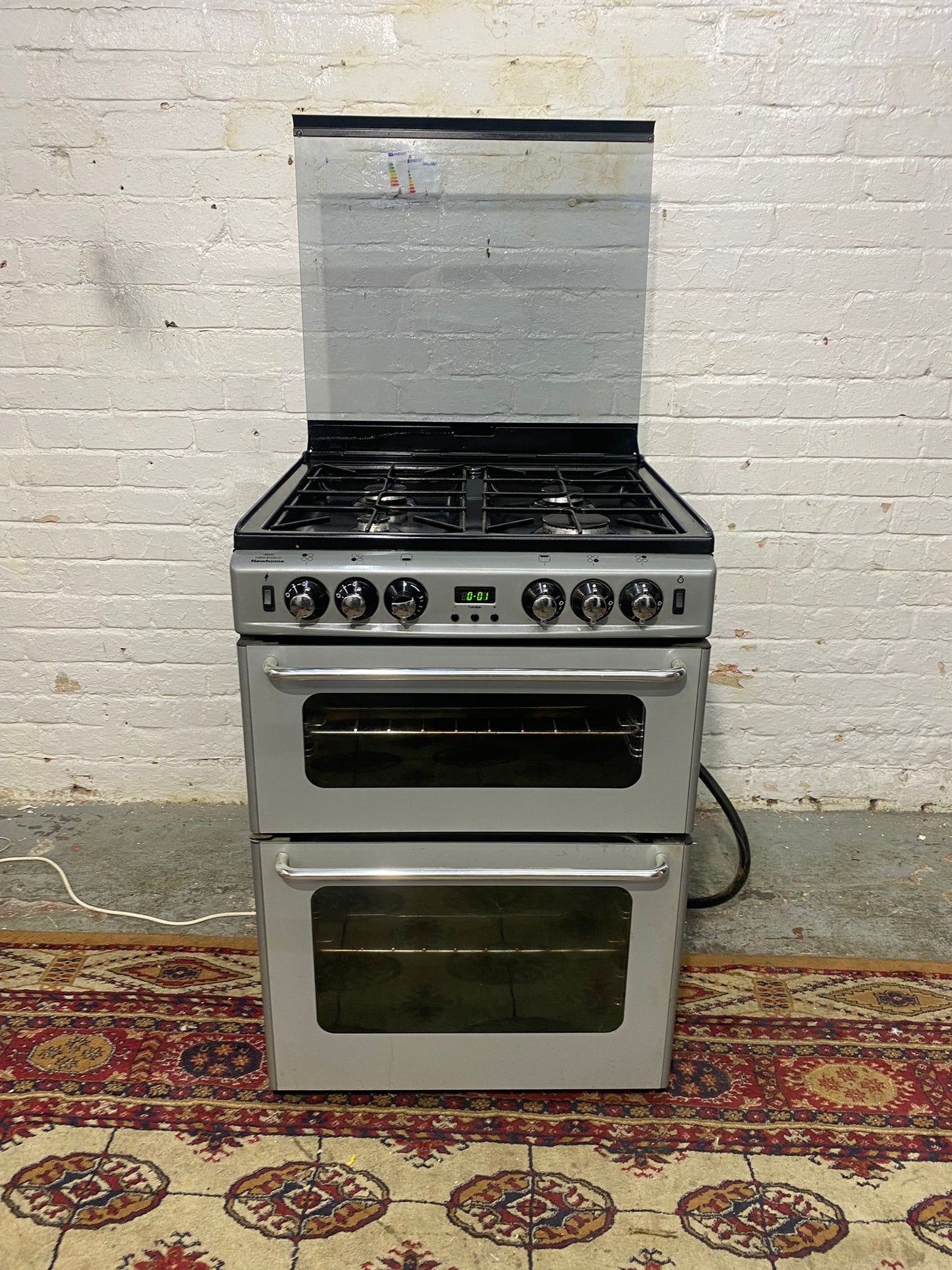 Beautiful 60CM Grey Gas Cooker With Grill/Oven For Sale