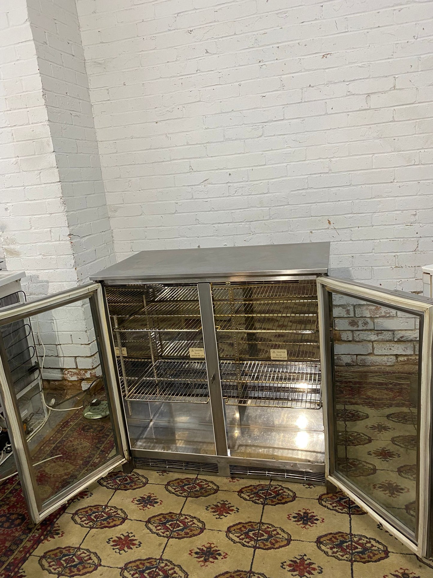 🚐🚐Beautiful 2Doors Stainless Steel Commercial Bar Drinks Fridge For Sale (video available)