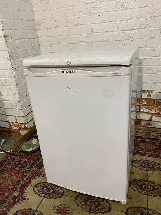 🚚HotPoint Under Counter Frodge For Sale