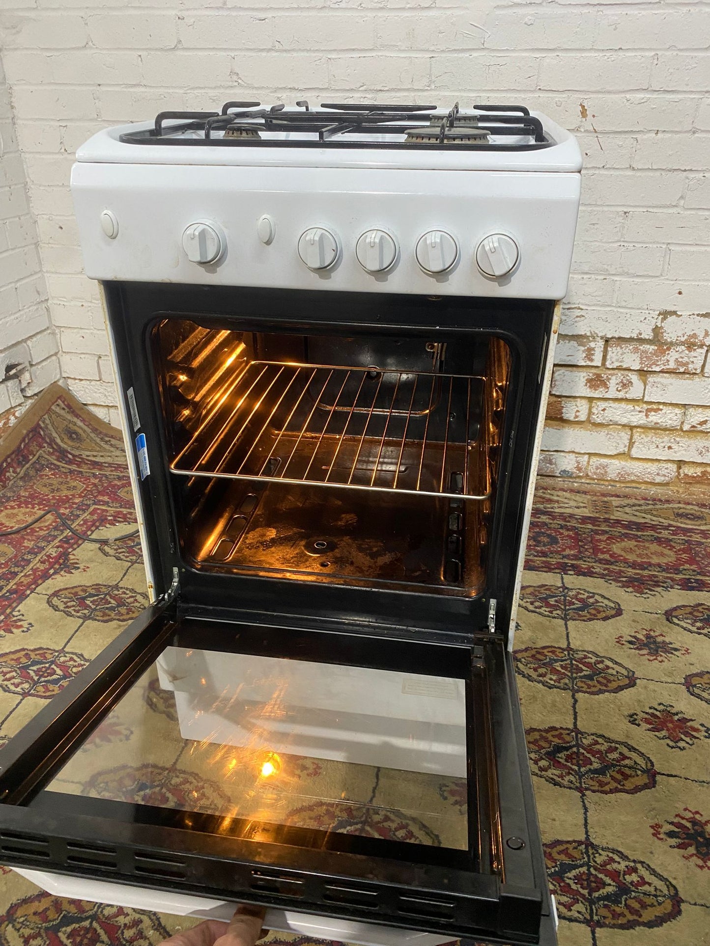 🚚Beautiful 50 CM Indesit Gas Cooker With Large Oven For Sale