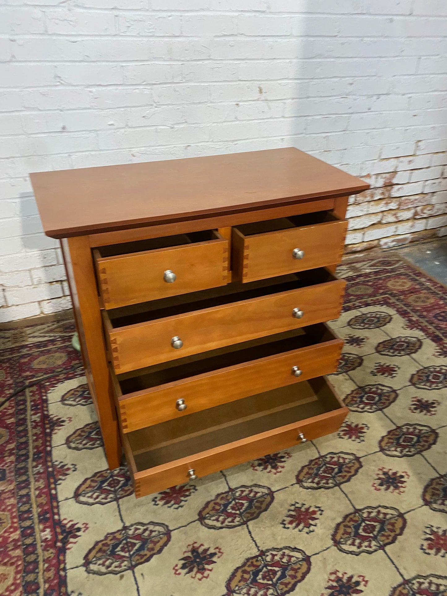 🚚Beautiful Stylish 5Drawers Assemble Chest Dresser For Sale