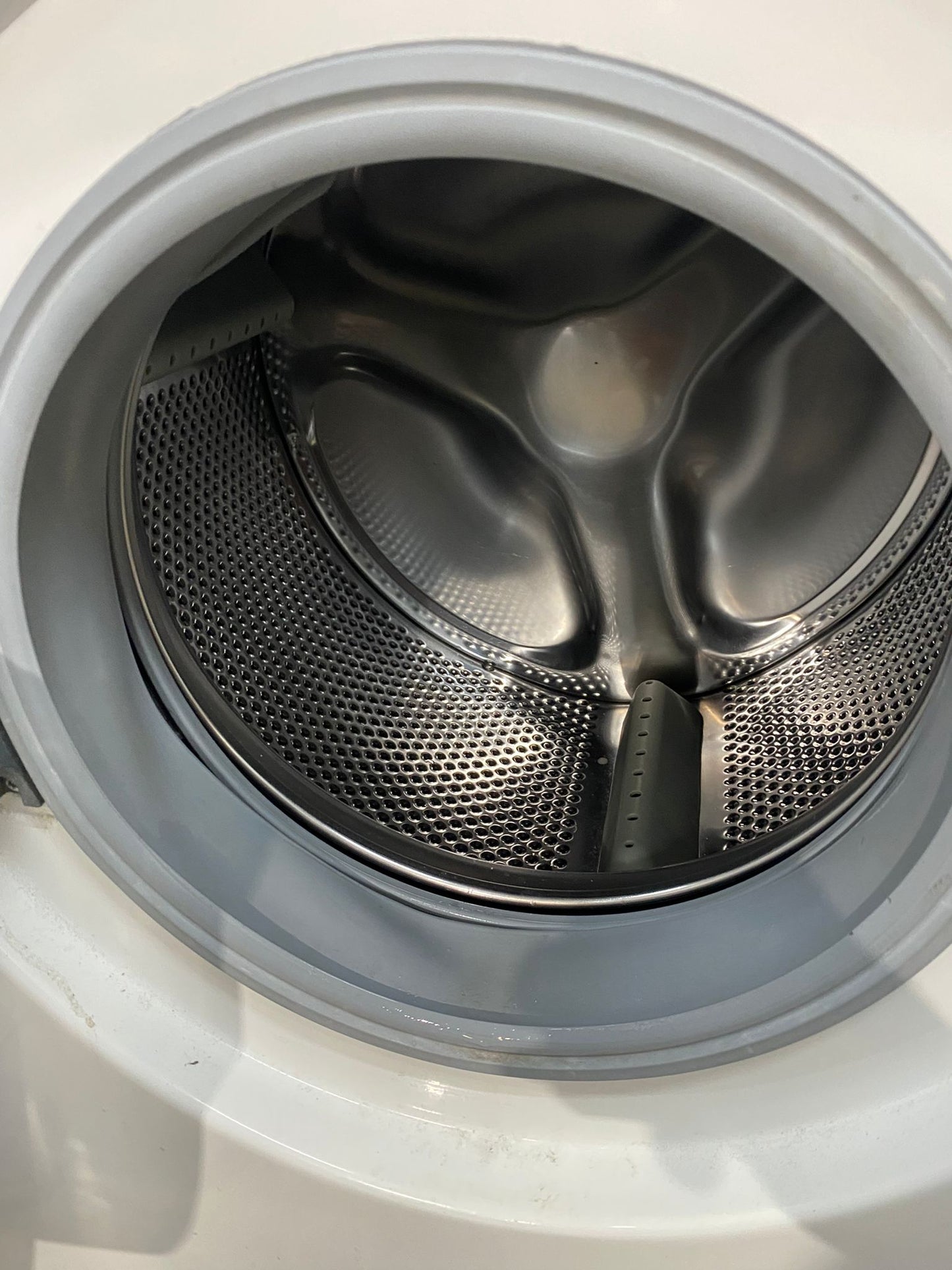 TopBrand Bosch 7KG Washing Machine For Sale