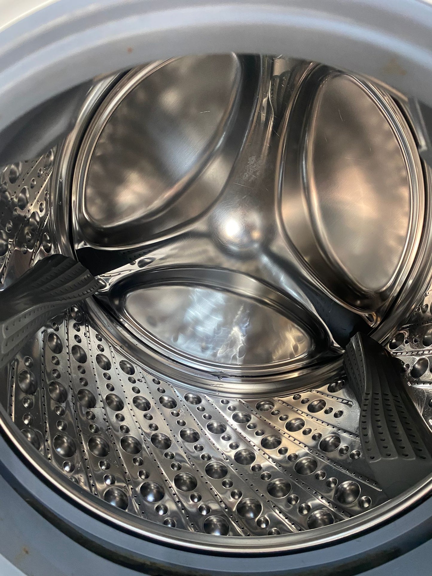 FREE DELIVERY Beautiful Latest Model Hisense Large Drum 9KG Washing Machine