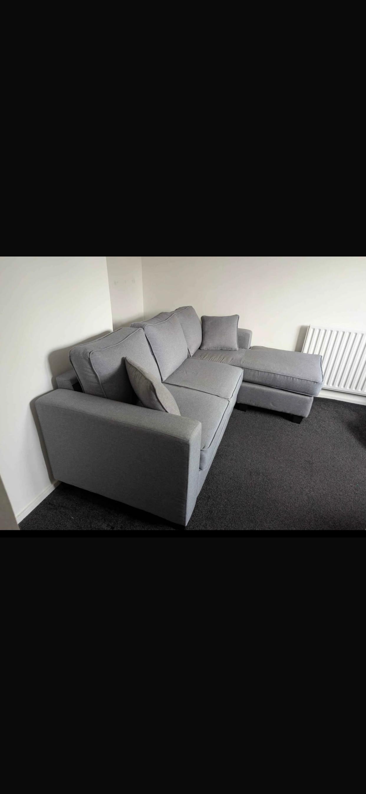 🚚Beautiful Grey Corner Sofa