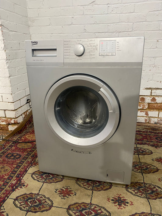 🚚Beautiful Beko 8KG Washing Machine For Sale