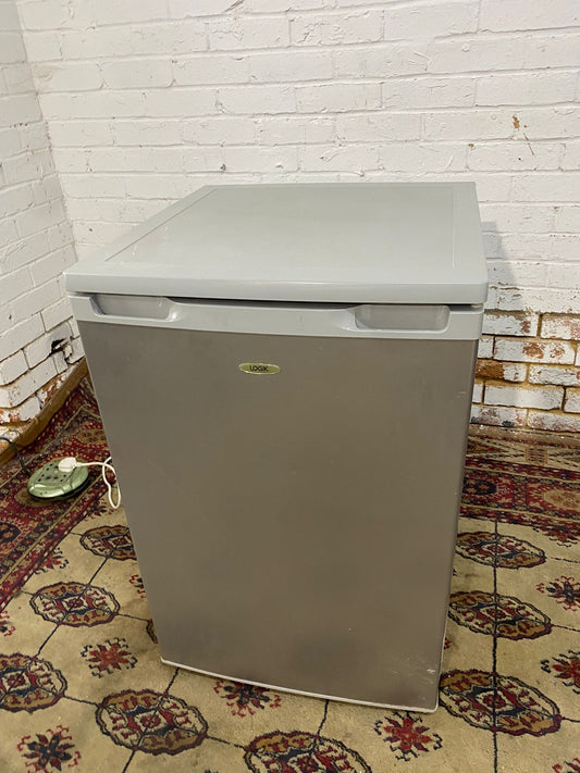🚚Beautiful Logik Grey Under Counter Freezer For Sale