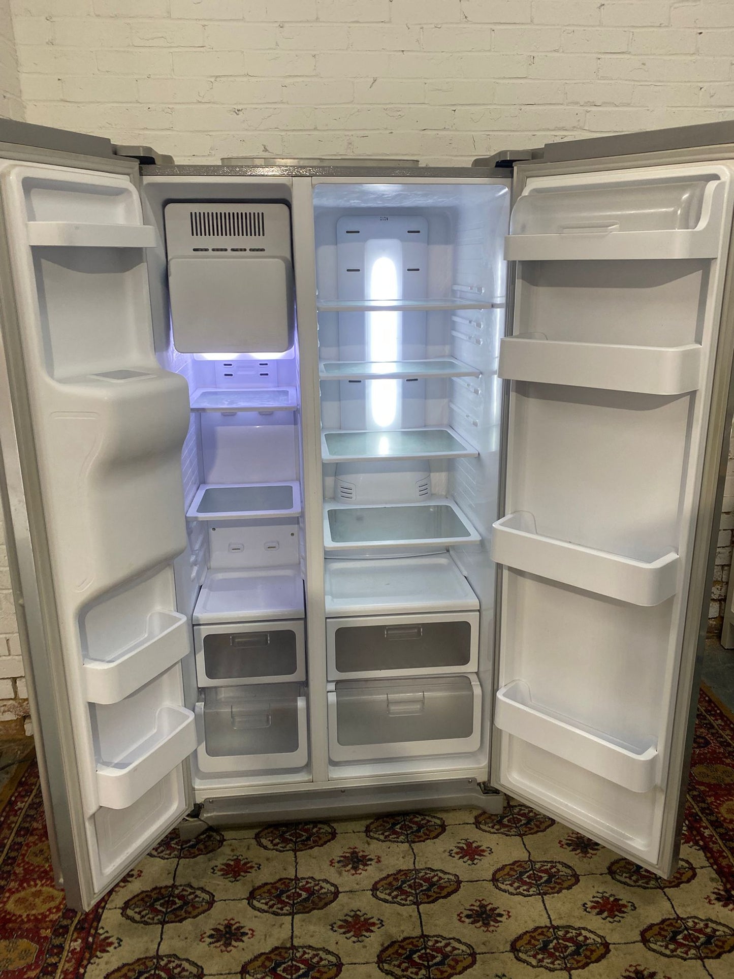 🚚Beautiful Samsung Stainless Steel Double Door 90CM Wide Frost Free Plumb In American Fridge Freezer For Sale