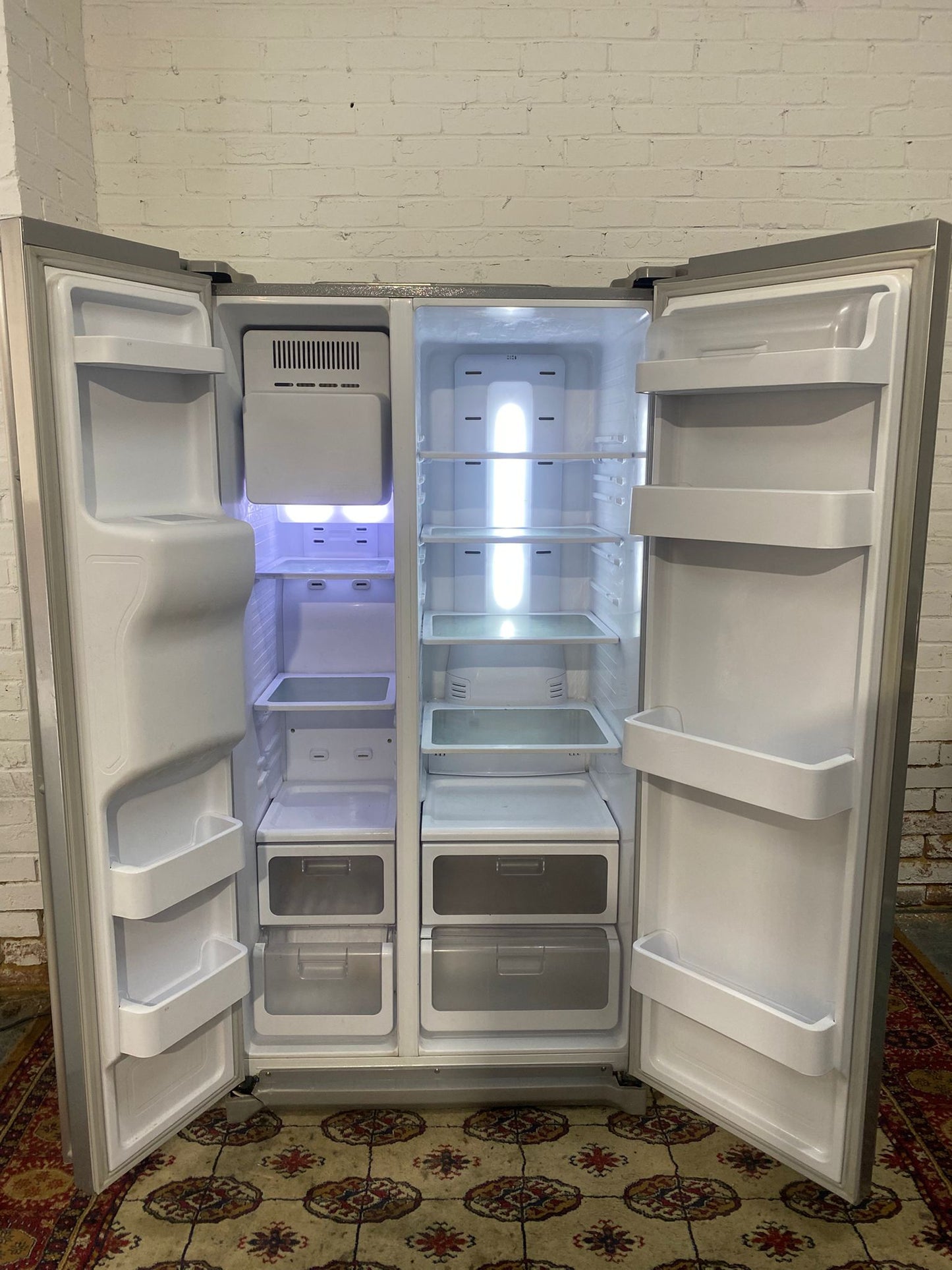 🚚Beautiful Samsung Stainless Steel Double Door 90CM Wide Frost Free Plumb In American Fridge Freezer For Sale