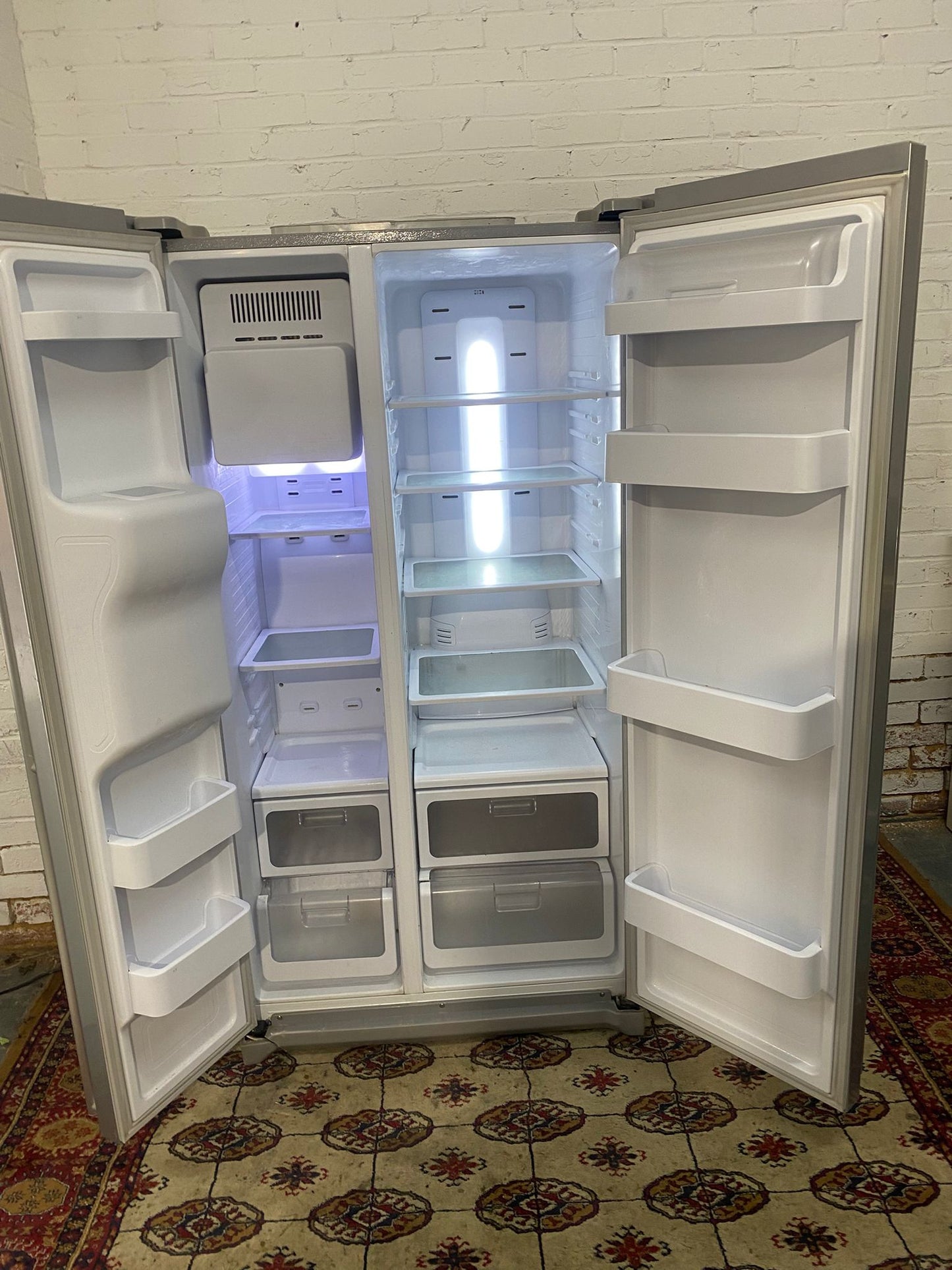 🚚Beautiful Samsung Stainless Steel Double Door 90CM Wide Frost Free Plumb In American Fridge Freezer For Sale