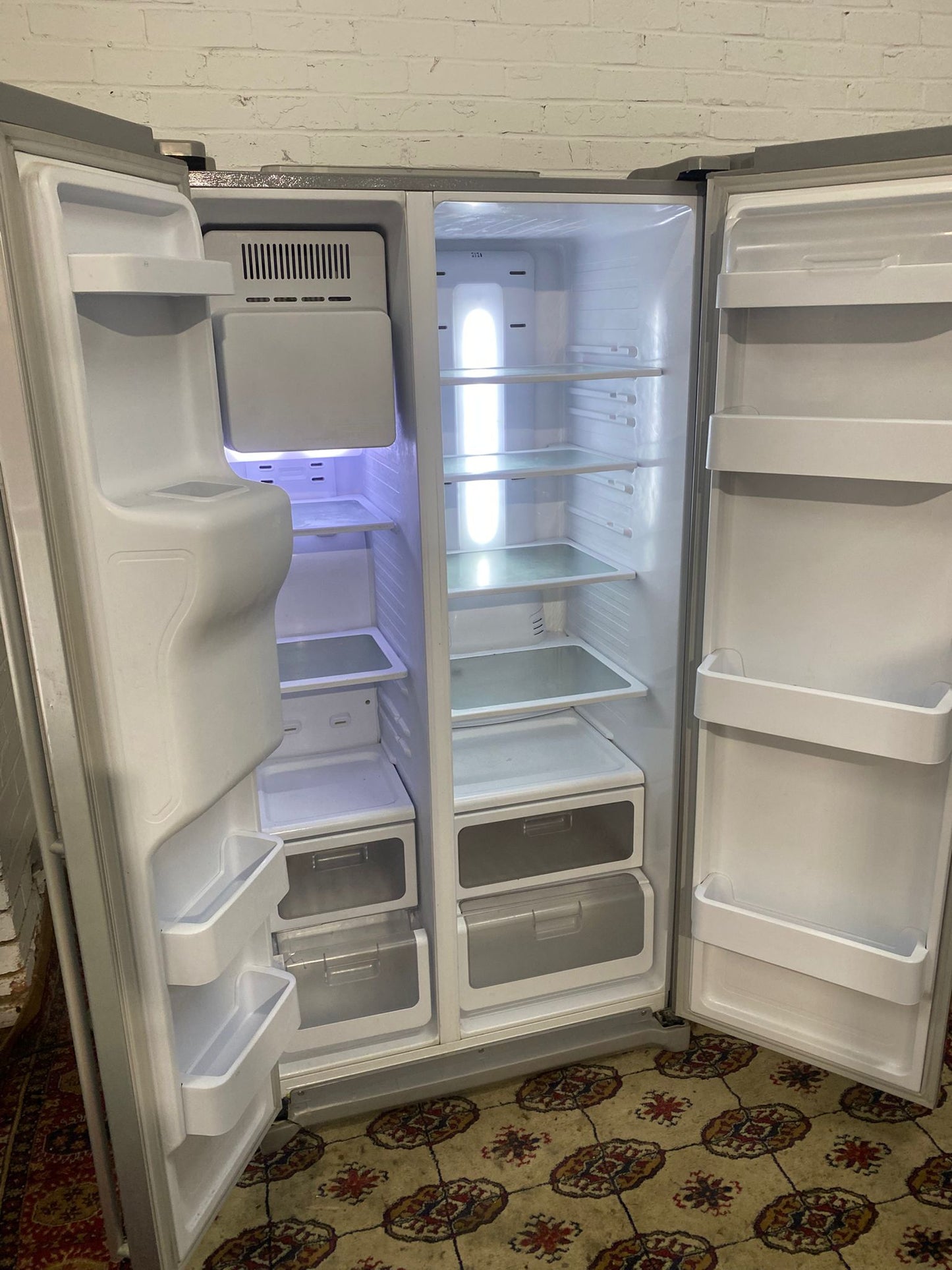🚚Beautiful Samsung Stainless Steel Double Door 90CM Wide Frost Free Plumb In American Fridge Freezer For Sale
