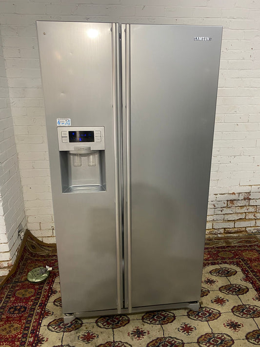 🚚Beautiful Samsung Stainless Steel Double Door 90CM Wide Frost Free Plumb In American Fridge Freezer For Sale