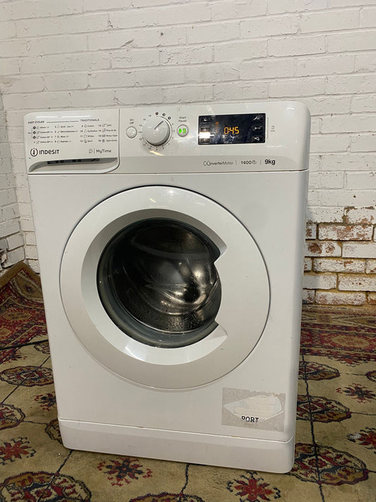 🚚Beautiful Indesit 9KG Washing Machine For Sale