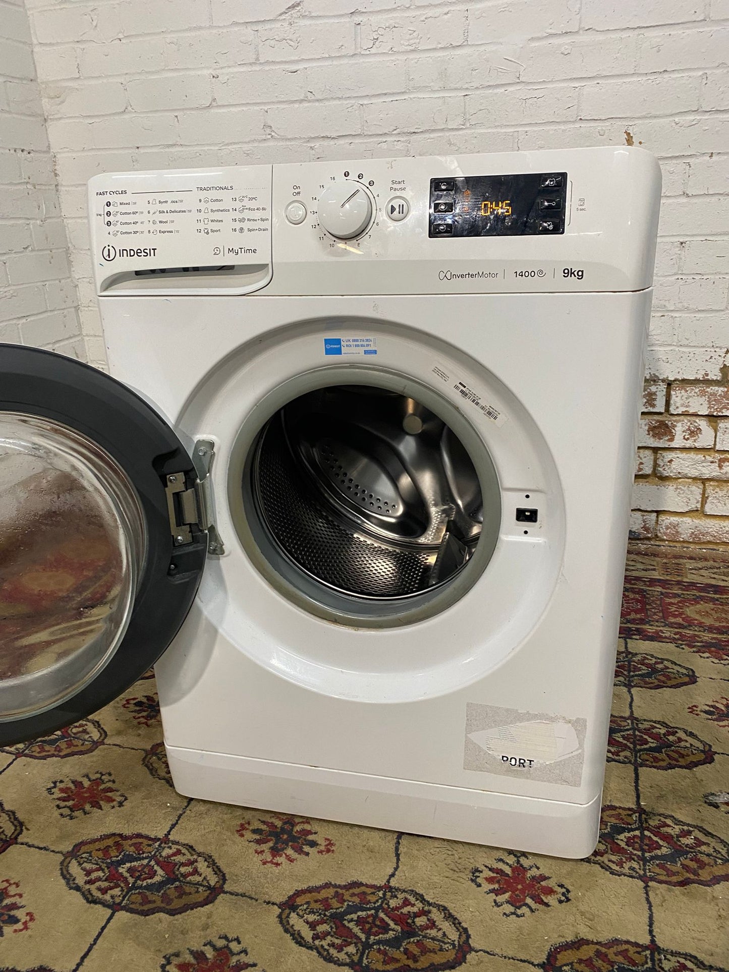 🚚Beautiful Indesit 9KG Washing Machine For Sale