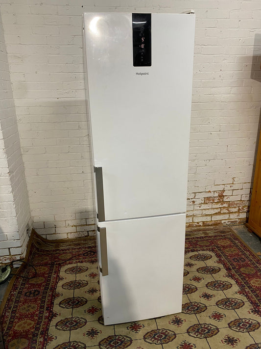 🚚Tall 2M Hotpoint White Frost Free 50/50 Fridge Freezer For Sale