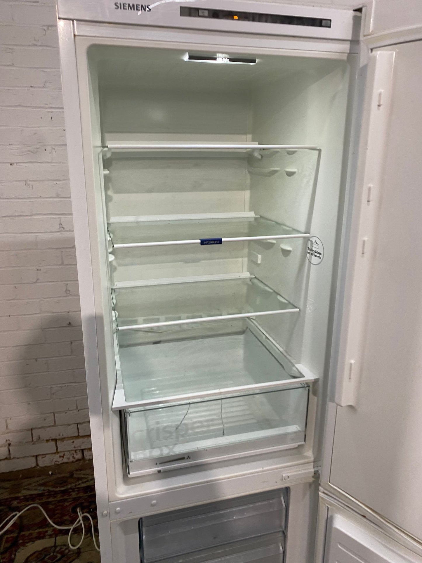 🚐🚐Siemens Fridge Freezer For Sale