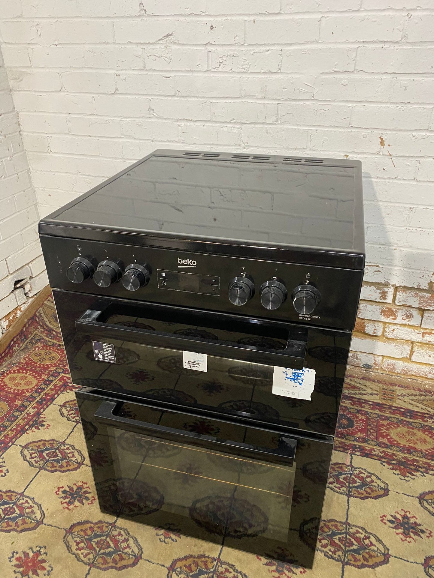 🚐🚐Beautiful Beko Black 60CM Ceramic Electric Cooker With Oven/Grill For Sale