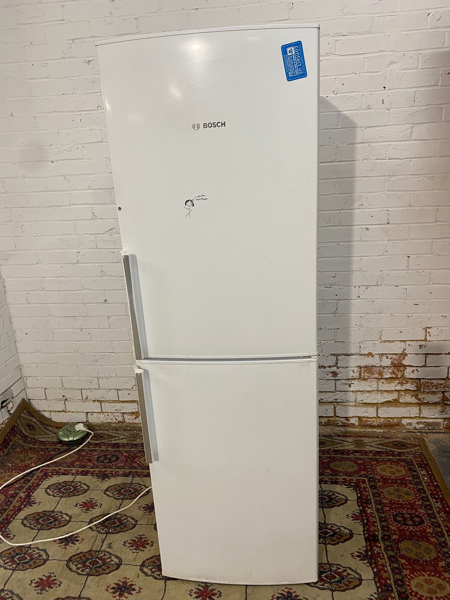 🚚Tall Bosch Fridge & Freezer For Sale