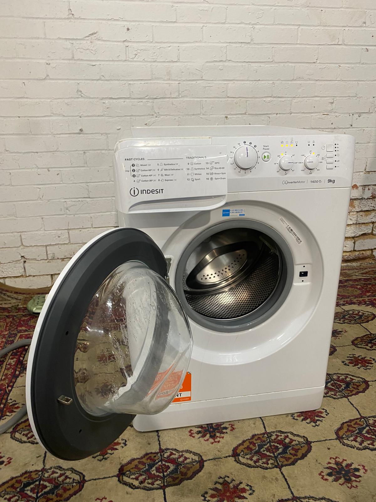 FREE DELIVERY Indesit 9KG Latest Model Washing Machine For Sale