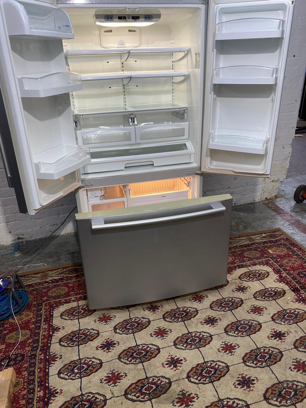 🚚LG American 3Doors Non Plumb Fridge Freezer For Sale