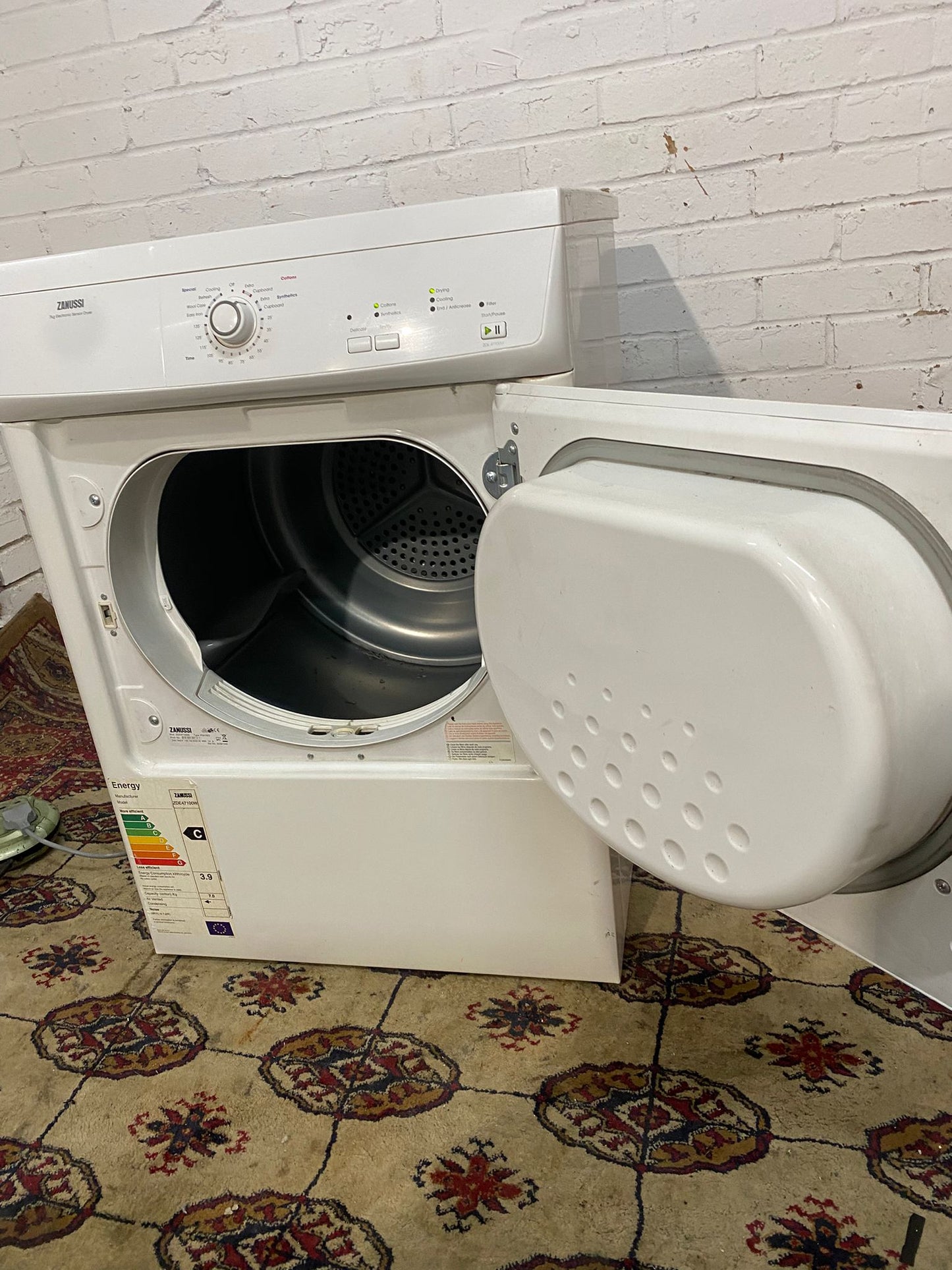 🚐Beautiful Zanussi 8KG Vented Dryer For Sale