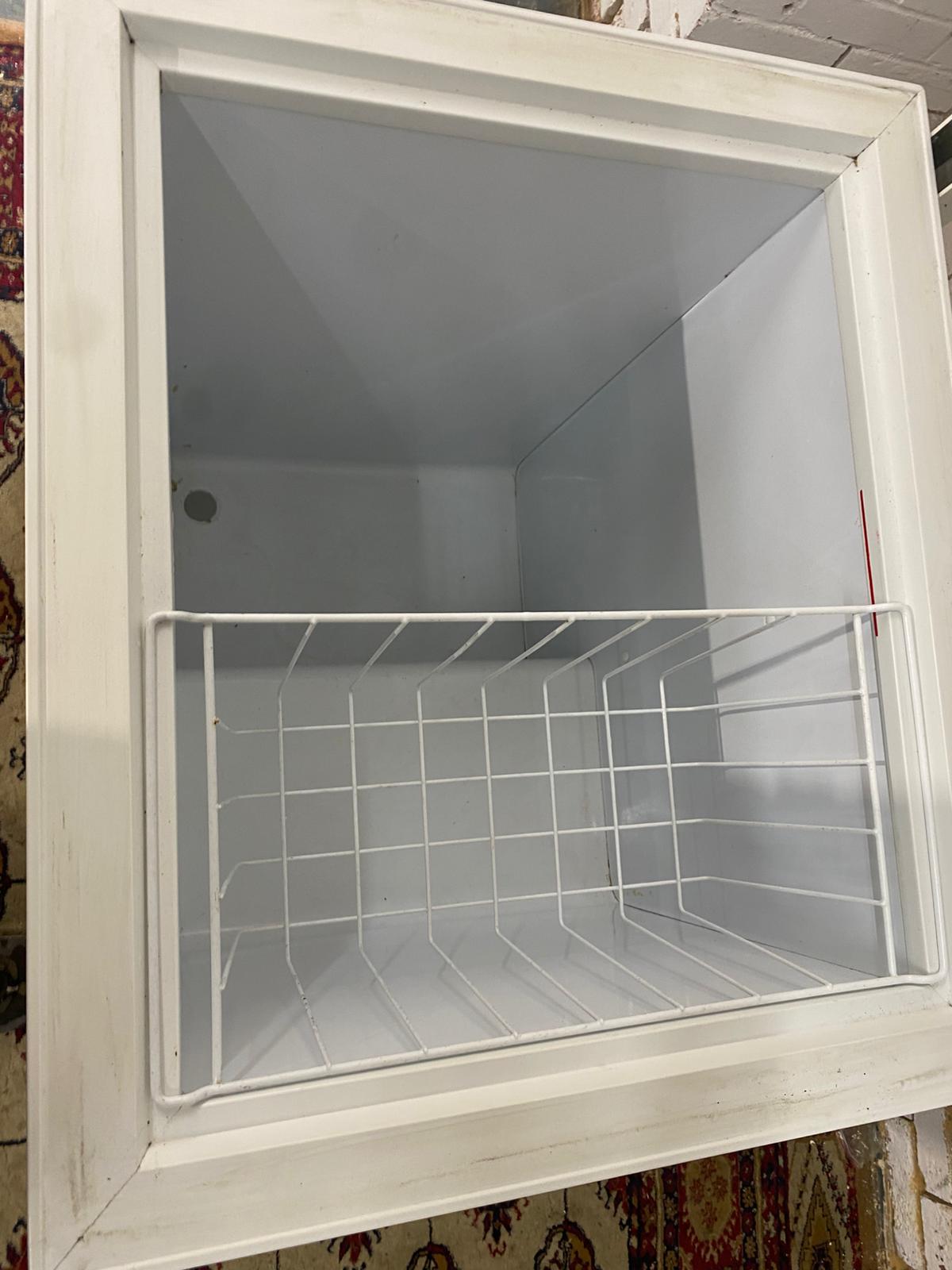 🚚Beautiful Medium Chest Freezer Frost Free Technology For Sale