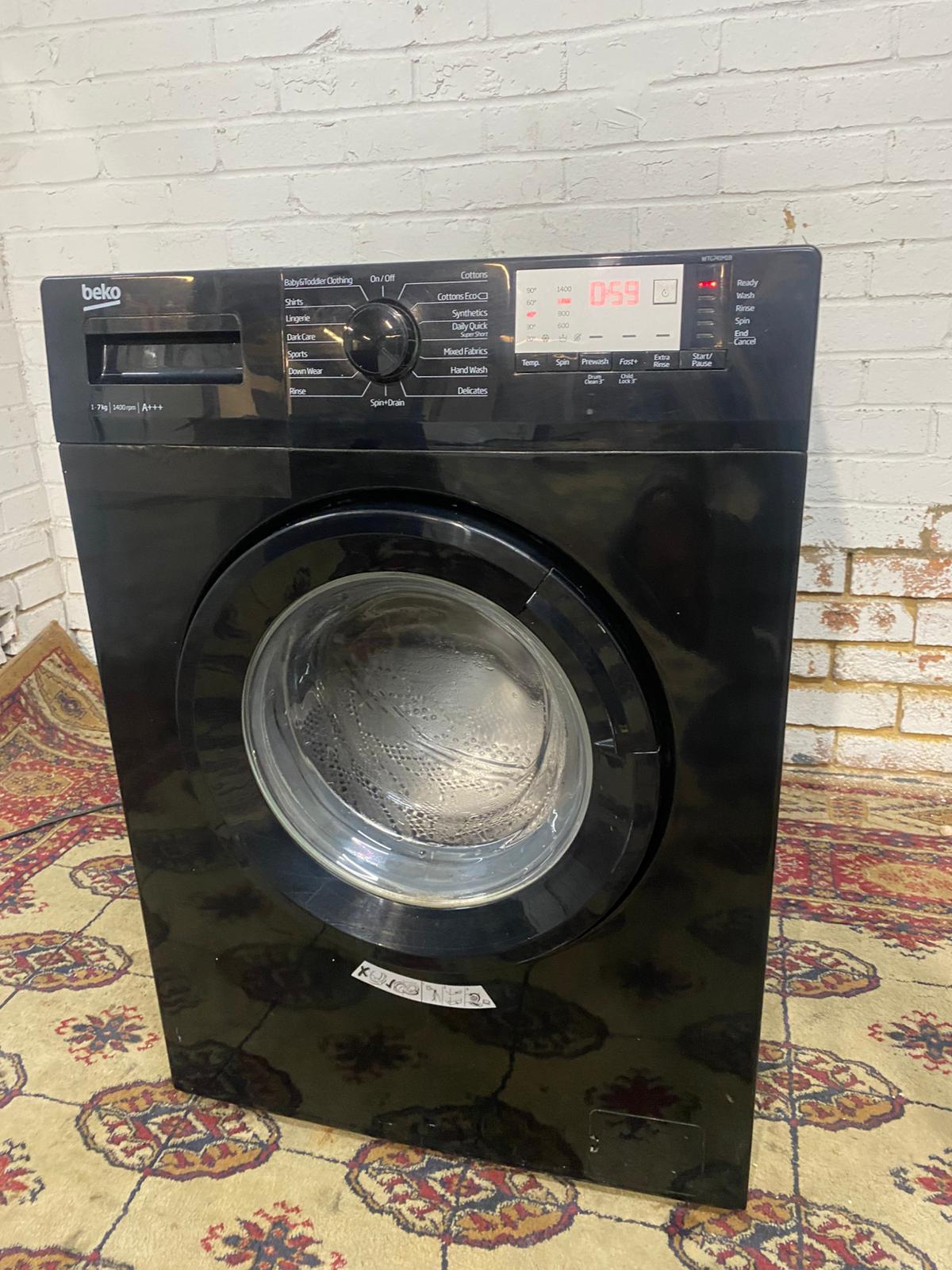Beautiful Beko Black 7KG Washing Machine