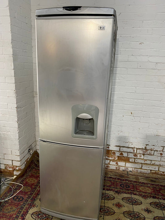 🚐🚐LG Stainless Steel Fridge Freezer With Water Dispenser For Sale