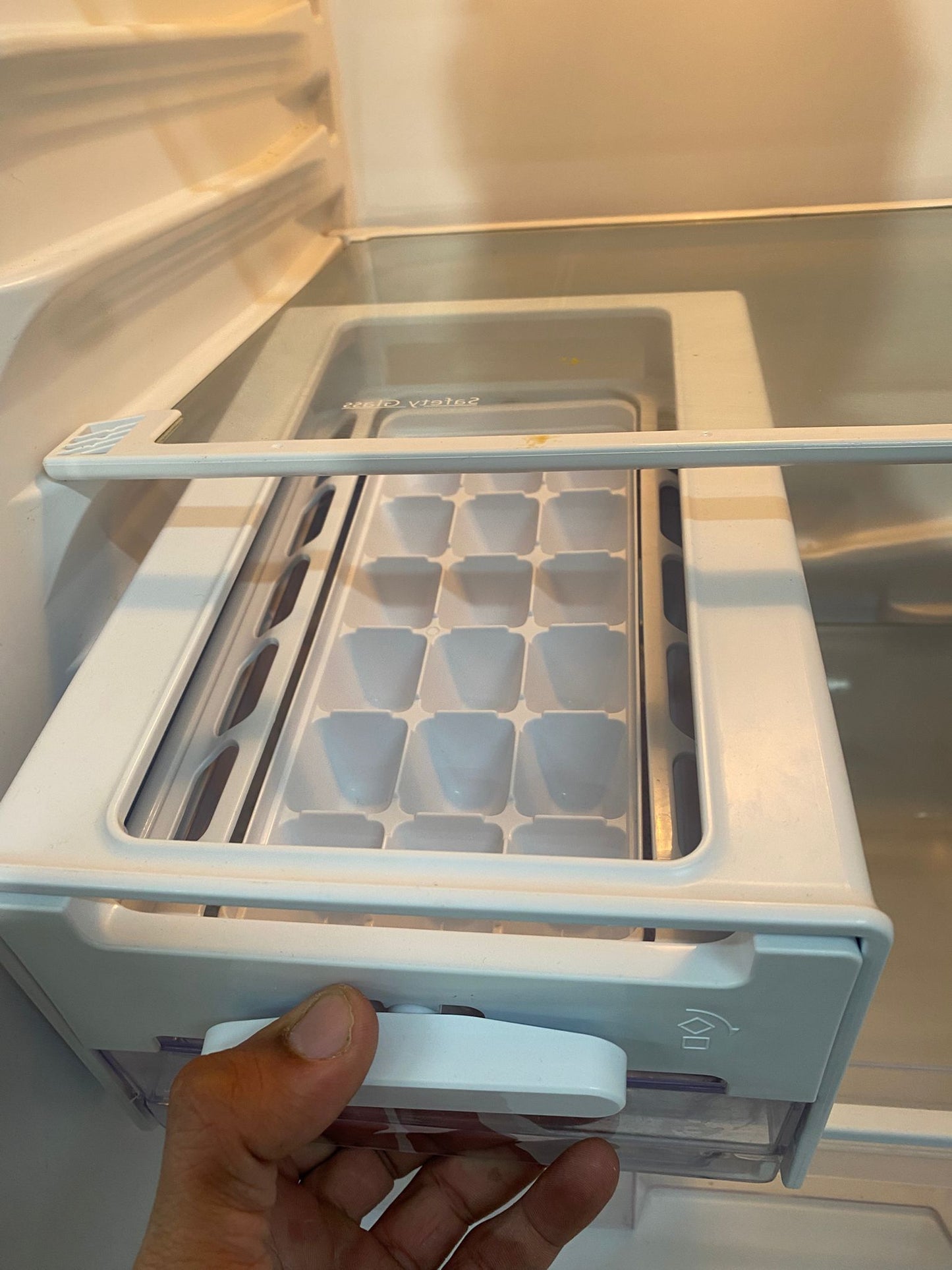 🚐🚐Beautiful Beko Tall Fridge Freezer For Sale