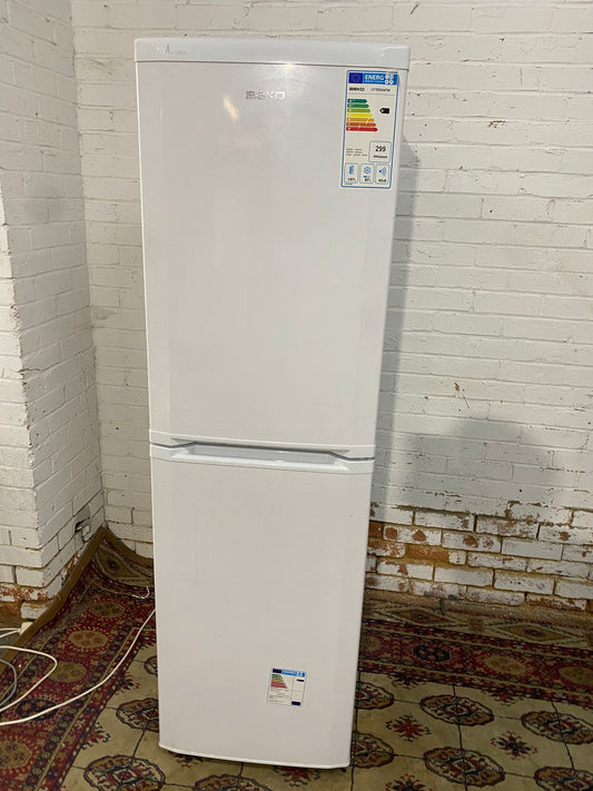 🚐🚐Beautiful Beko Tall Fridge Freezer For Sale